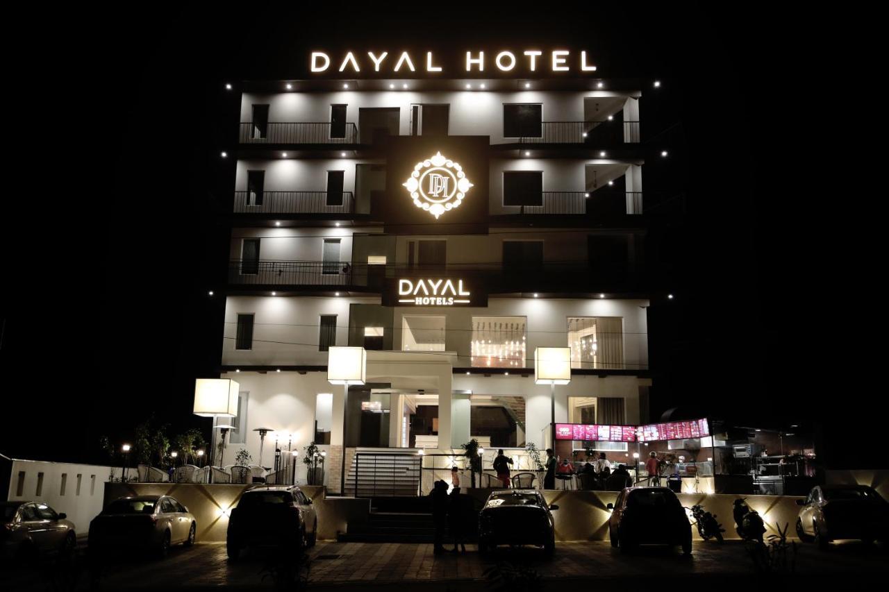 Dayal Hotel Una (Himachal Pradesh) Exteriör bild